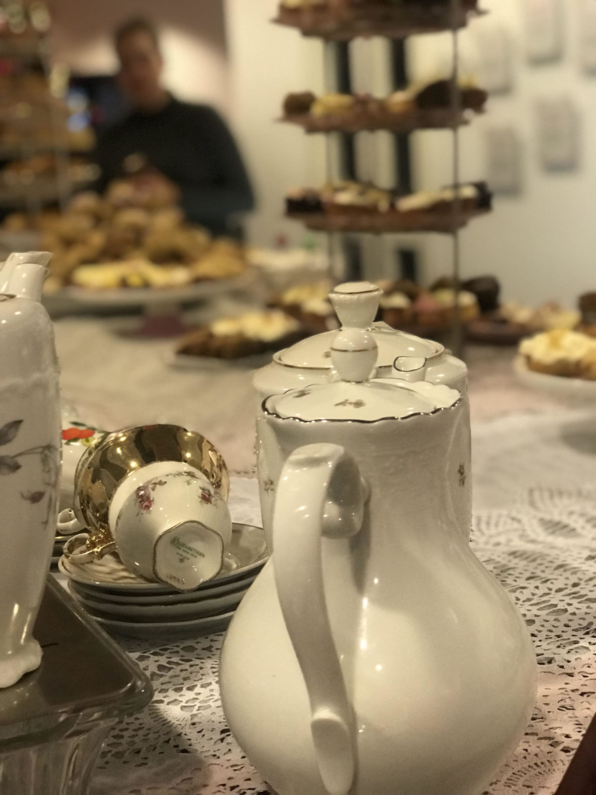 High Tea Catering op eigen locatie incl. servies vanaf 25 personen